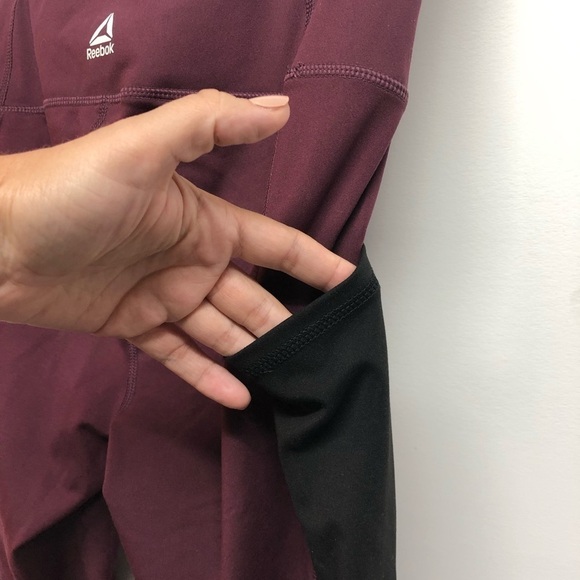 Reebok Women’s Legging Colorblock Burgundy Black White Drawstring Size M - Picture 6 of 6